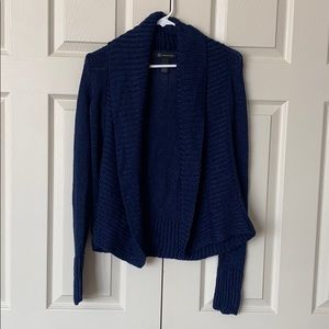 Blue INC sweater cardigan with open front. Knit